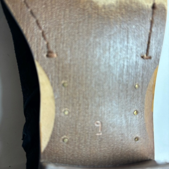 SAM EDELMAN Sz 9 Suede Booties Brown Stacked Heel Almond Toe Low Top Ankle Boot - Picture 8 of 9